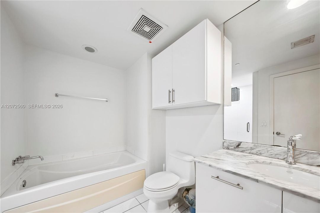 В аренду: $3,250 (1 спален, 1 ванн, 738 Квадратных фут)