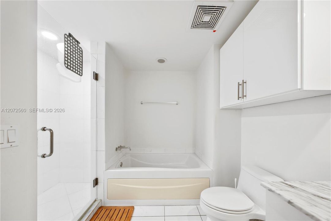 В аренду: $3,250 (1 спален, 1 ванн, 738 Квадратных фут)