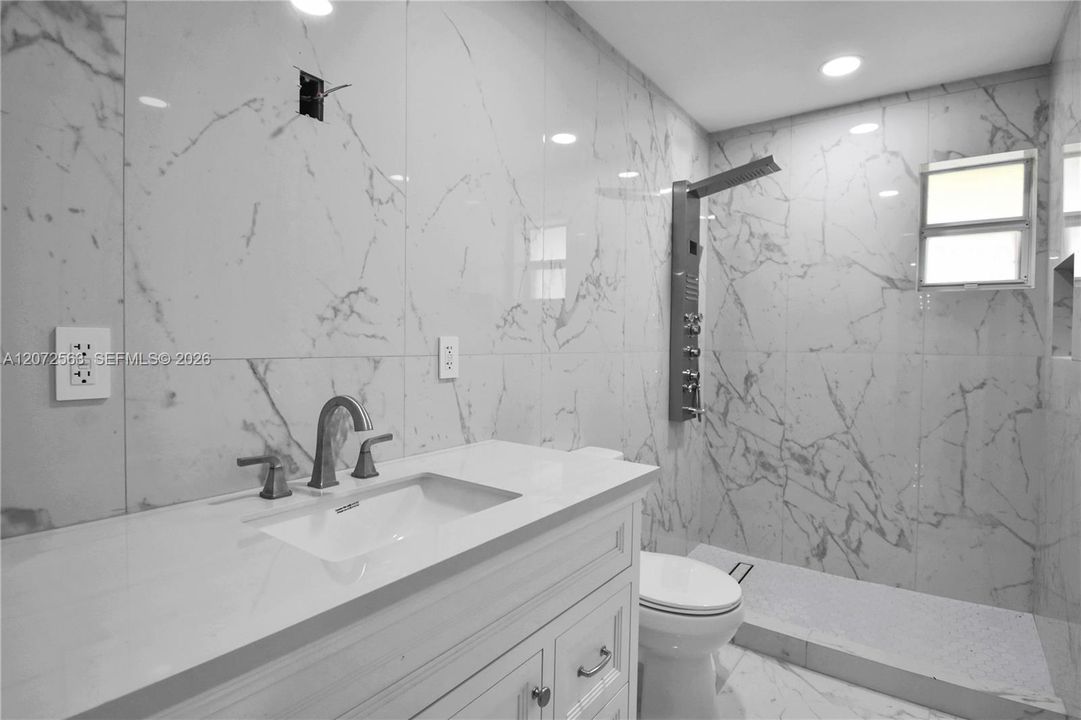 For Sale: $2,100,000 (4 beds, 4 baths, 1555 Square Feet)