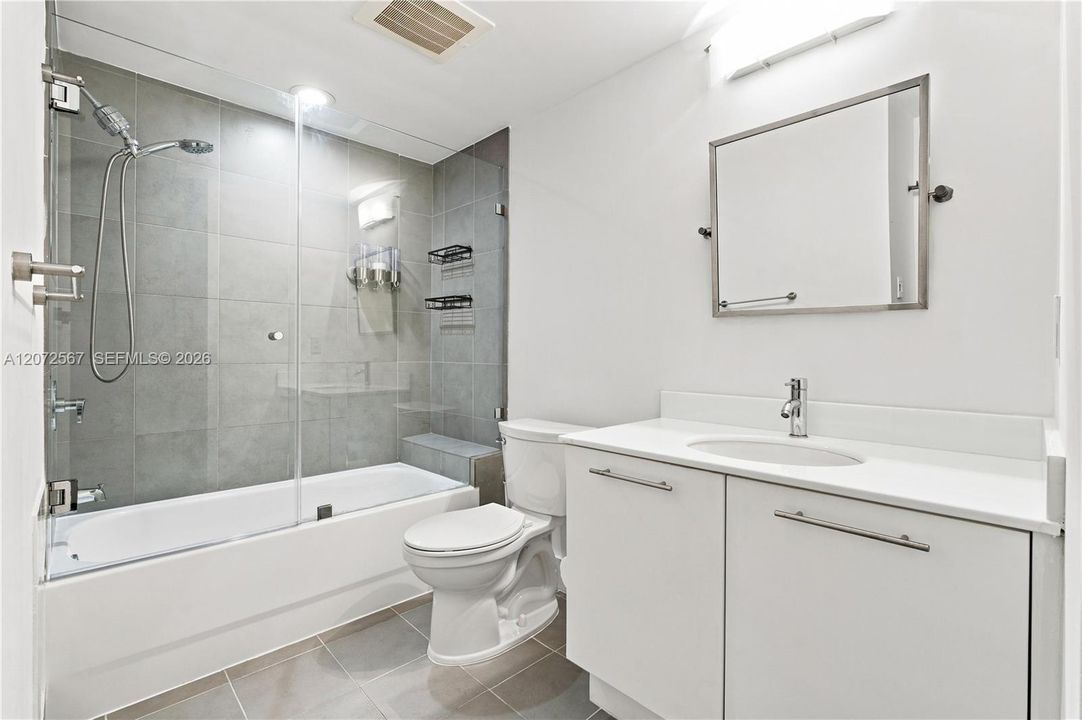 For Rent: $4,400 (2 beds, 2 baths, 1121 Square Feet)