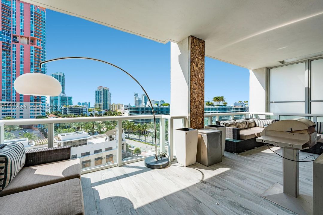 En Venta: $5,595,000 (2 camas, 2 baños, 1698 Pies cuadrados)