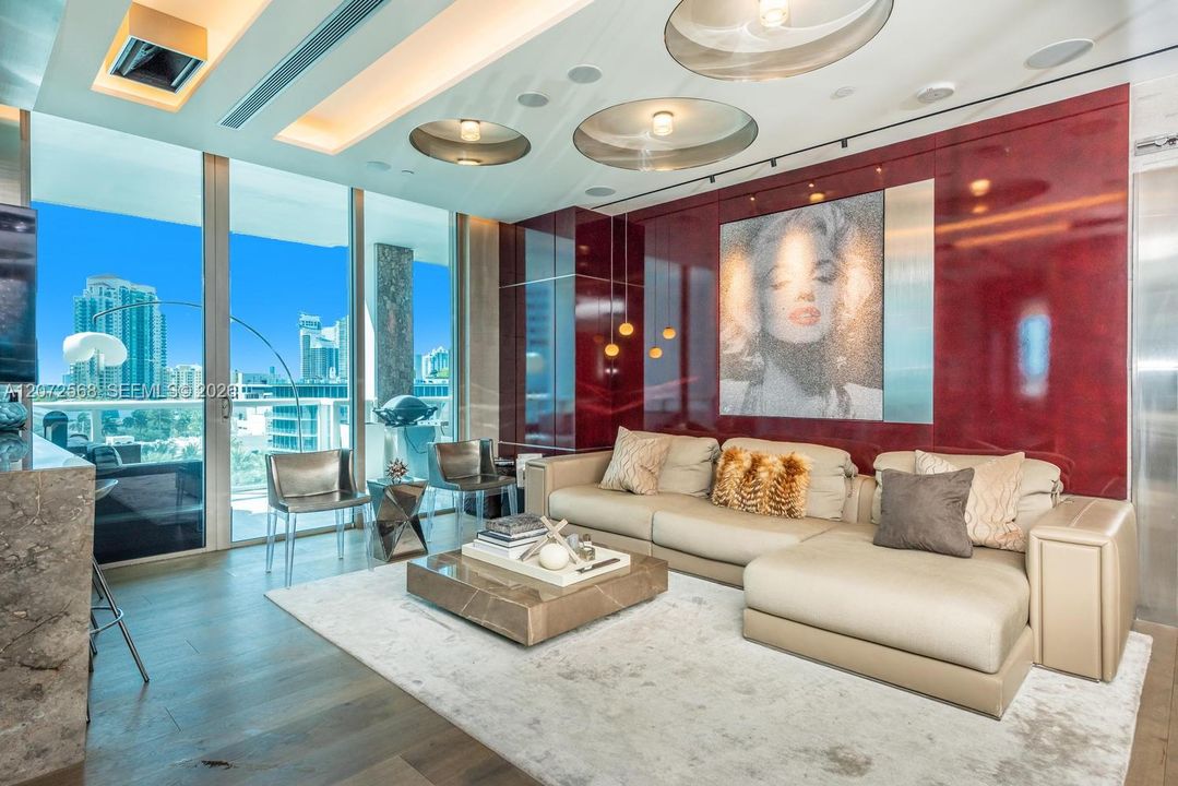 En Venta: $5,595,000 (2 camas, 2 baños, 1698 Pies cuadrados)