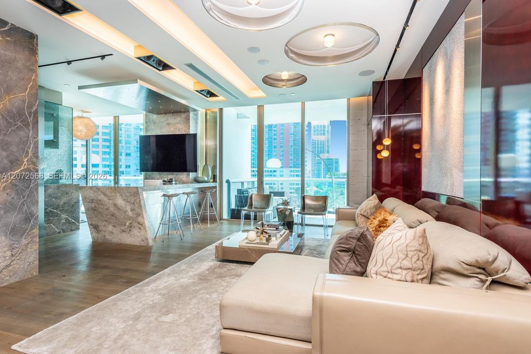 En Venta: $5,595,000 (2 camas, 2 baños, 1698 Pies cuadrados)