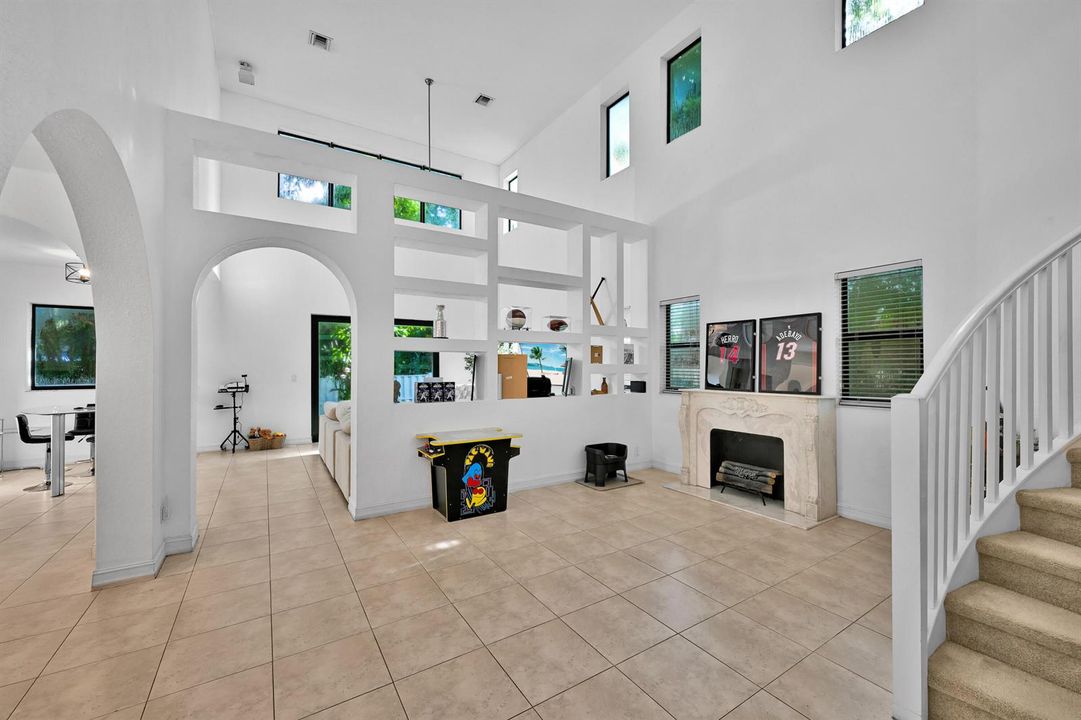11695 NW 2nd St Plantation 00009