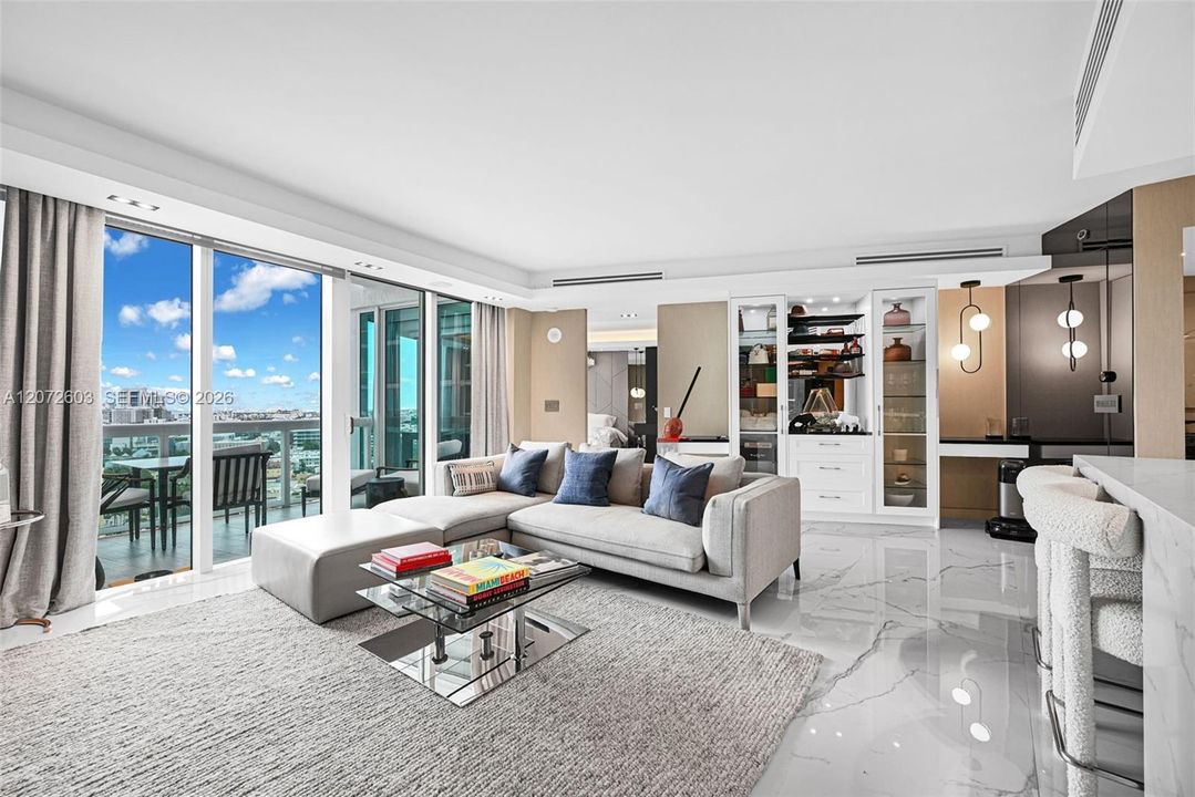 Active With Contract: $13,000 (1 beds, 1 baths, 1008 Square Feet)