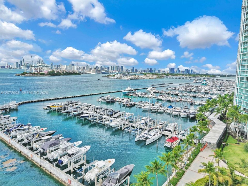 Active With Contract: $13,000 (1 beds, 1 baths, 1008 Square Feet)