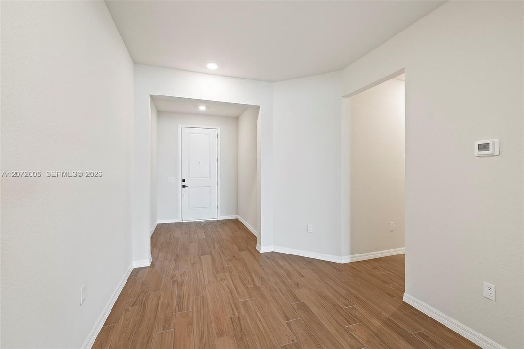 For Rent: $4,700 (3 beds, 2 baths, 2094 Square Feet)