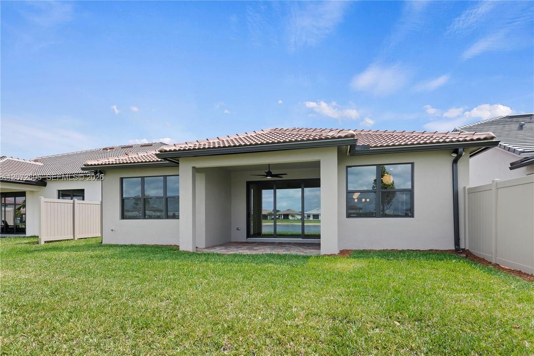 For Rent: $4,700 (3 beds, 2 baths, 2094 Square Feet)