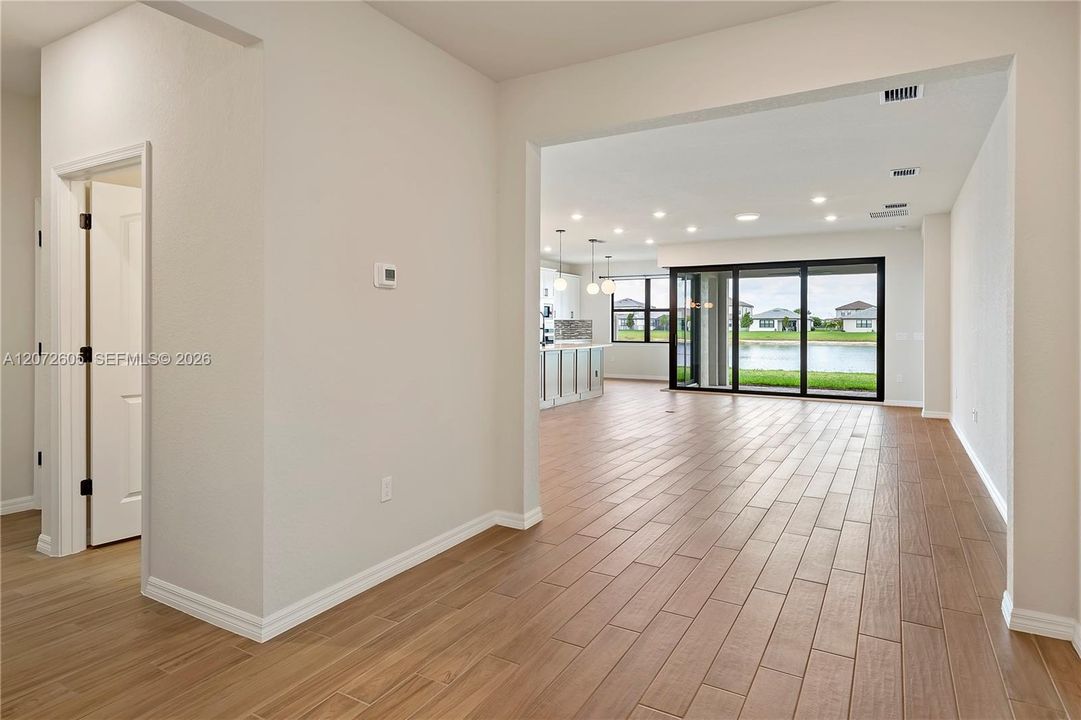 For Rent: $4,700 (3 beds, 2 baths, 2094 Square Feet)