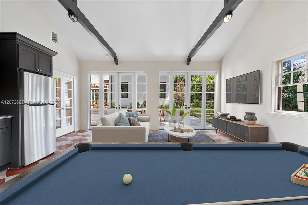 For Sale: $3,999,000 (5 beds, 4 baths, 3284 Square Feet)