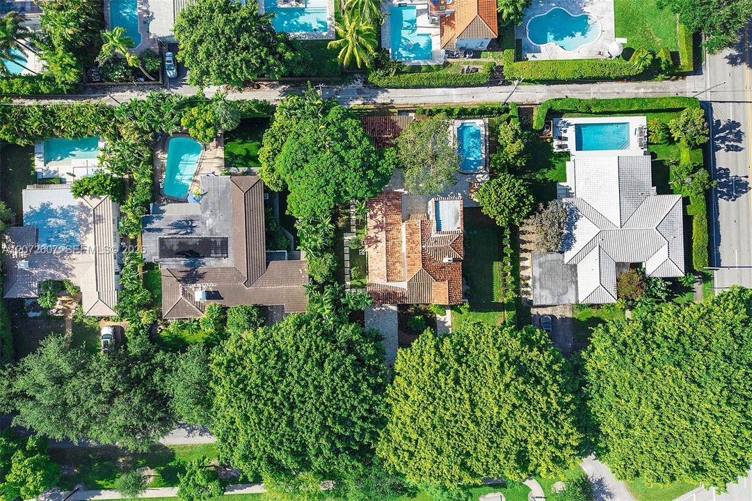 For Sale: $3,999,000 (5 beds, 4 baths, 3284 Square Feet)