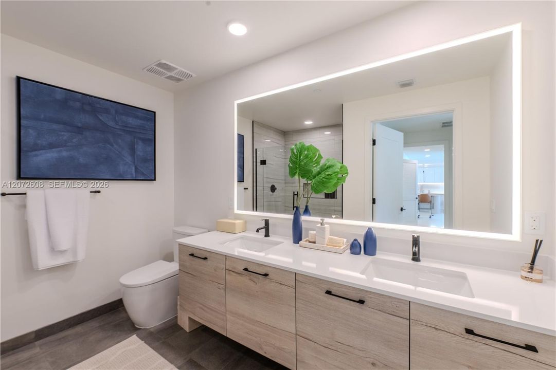 For Rent: $4,943 (2 beds, 2 baths, 1264 Square Feet)