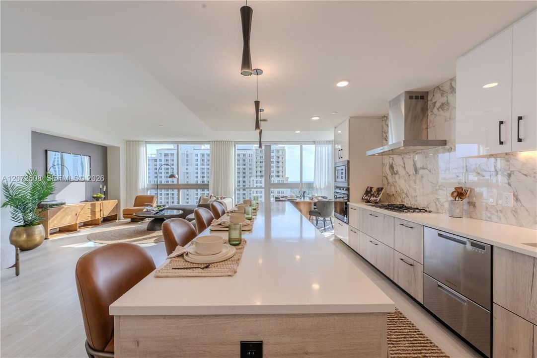 For Rent: $4,943 (2 beds, 2 baths, 1264 Square Feet)