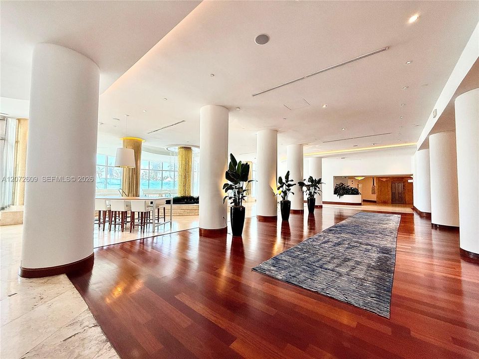 For Rent: $3,800 (2 beds, 2 baths, 1360 Square Feet)