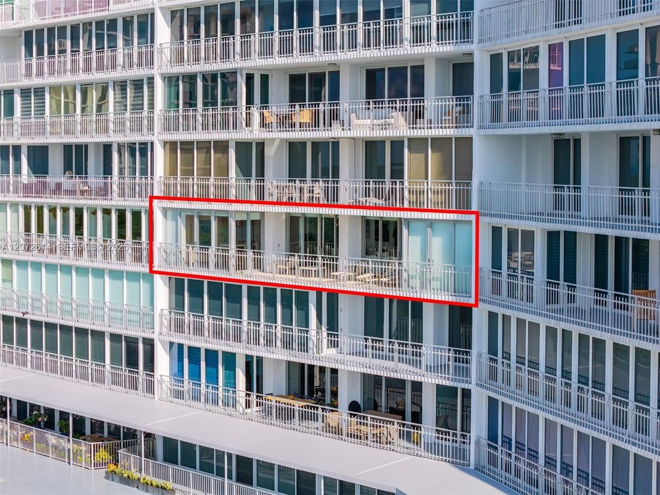 На продажу: $2,300,000 (3 спален, 3 ванн, 2523 Квадратных фут)