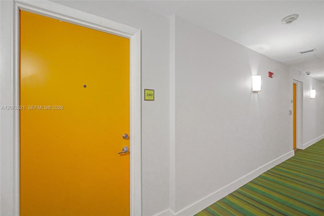 На продажу: $499,000 (2 спален, 2 ванн, 1041 Квадратных фут)