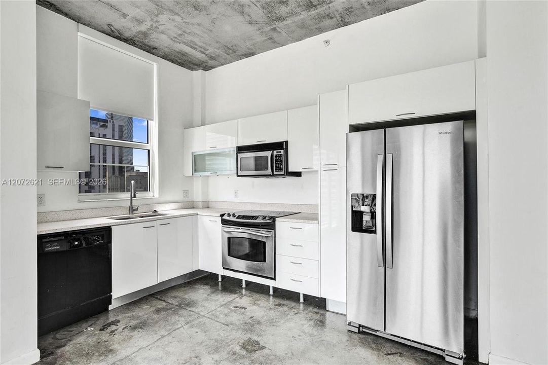 На продажу: $499,000 (2 спален, 2 ванн, 1041 Квадратных фут)