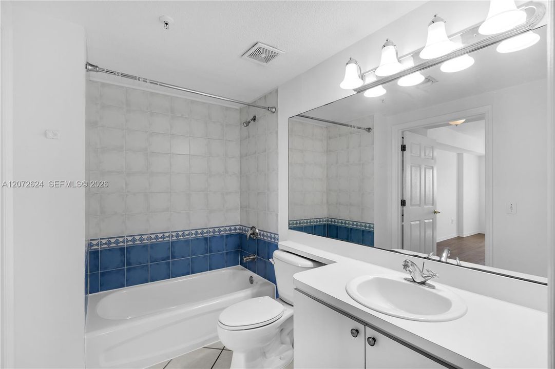 Second bedroom bath.