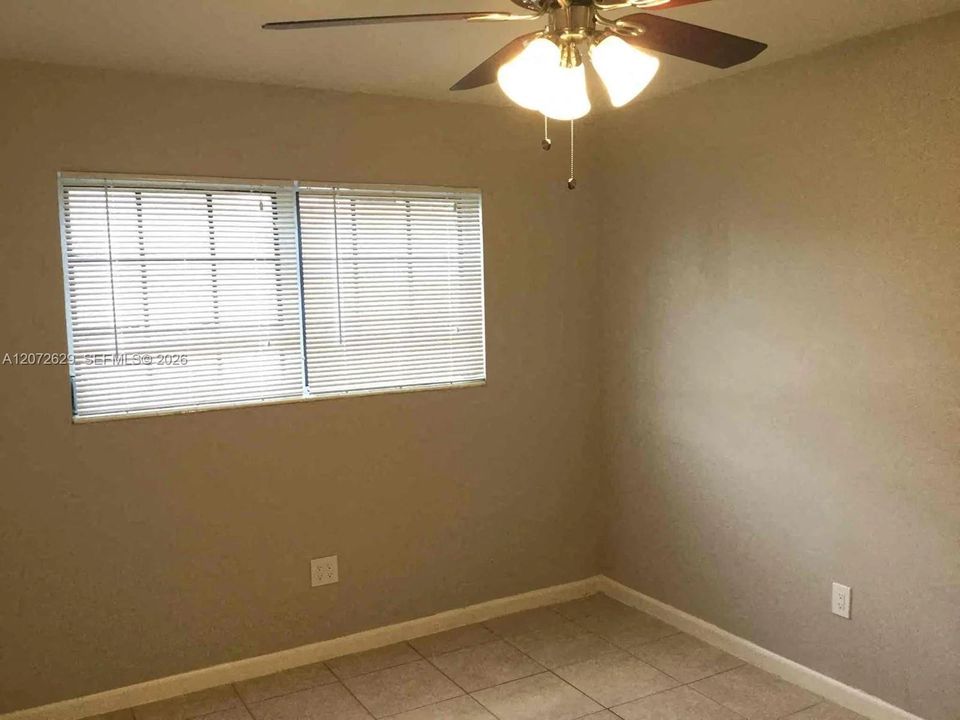 For Rent: $2,930 (4 beds, 2 baths, 1780 Square Feet)