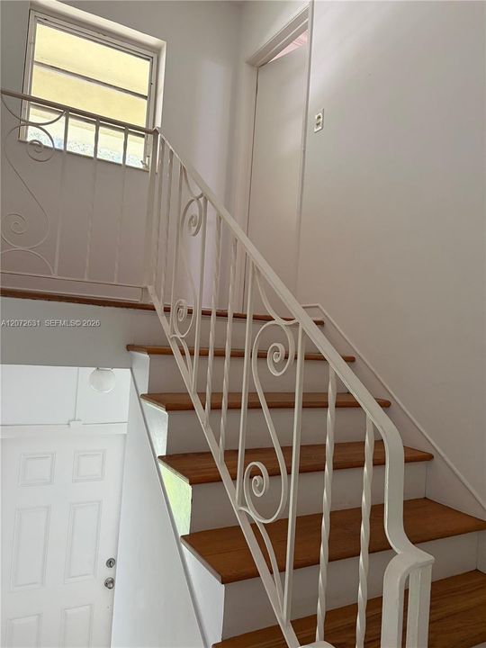 В аренду: $2,950 (2 спален, 1 ванн, 1213 Квадратных фут)