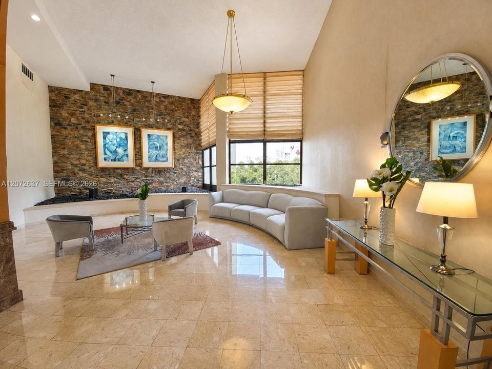 For Rent: $2,200 (1 beds, 2 baths, 1075 Square Feet)