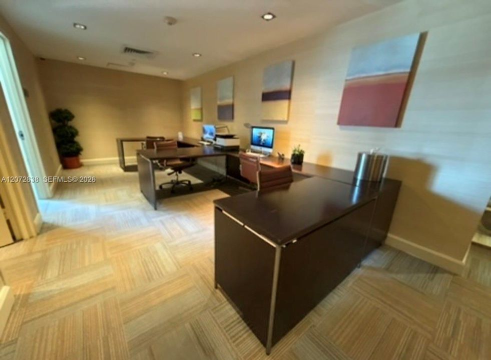 В аренду: $3,250 (1 спален, 1 ванн, 628 Квадратных фут)