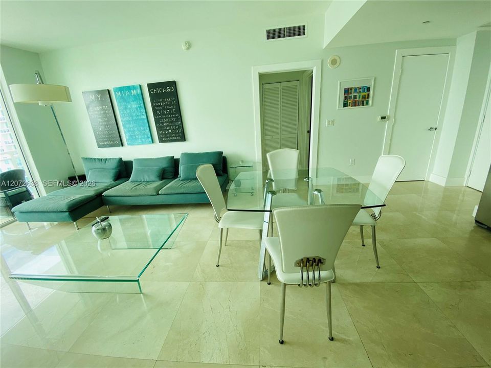 В аренду: $3,250 (1 спален, 1 ванн, 628 Квадратных фут)