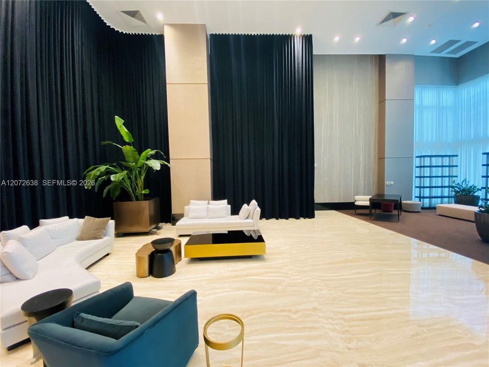В аренду: $3,250 (1 спален, 1 ванн, 628 Квадратных фут)