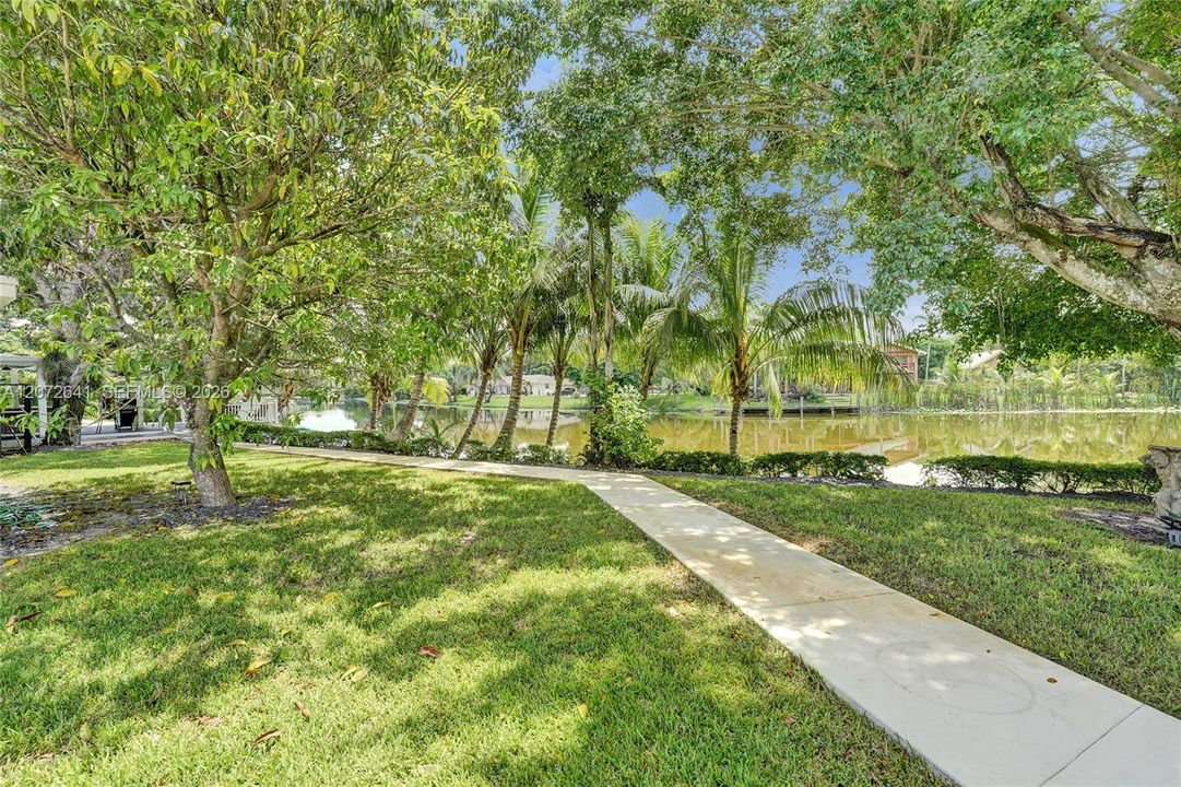 For Sale: $1,649,000 (4 beds, 2 baths, 4349 Square Feet)