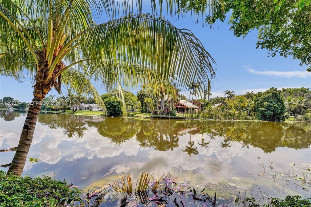 For Sale: $1,649,000 (4 beds, 2 baths, 4349 Square Feet)