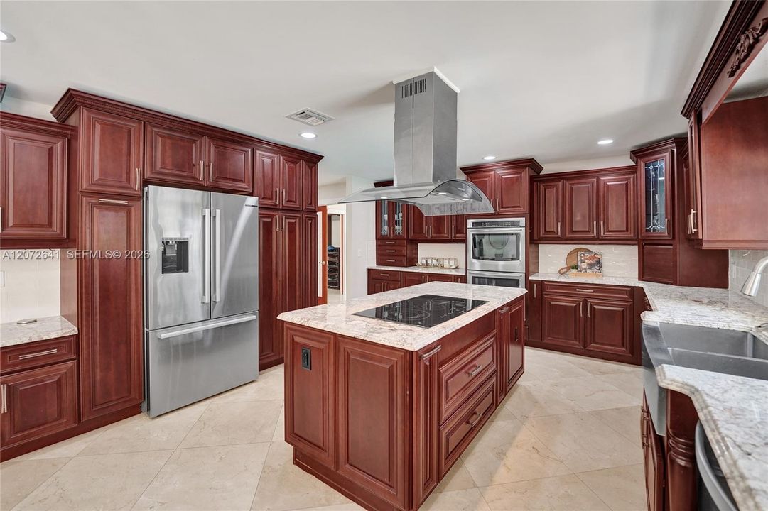 For Sale: $1,649,000 (4 beds, 2 baths, 4349 Square Feet)