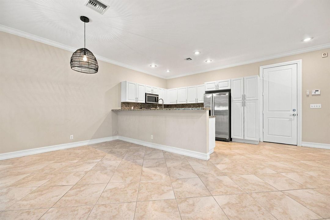 9-web-or-mls-3434-ne-13th-ave