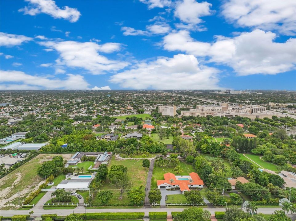 For Sale: $3,950,000 (5 beds, 5 baths, 5718 Square Feet)