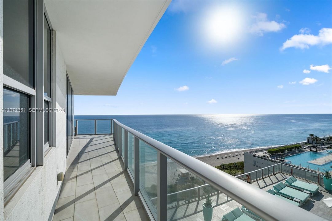 For Sale: $1,742,000 (3 beds, 3 baths, 1771 Square Feet)