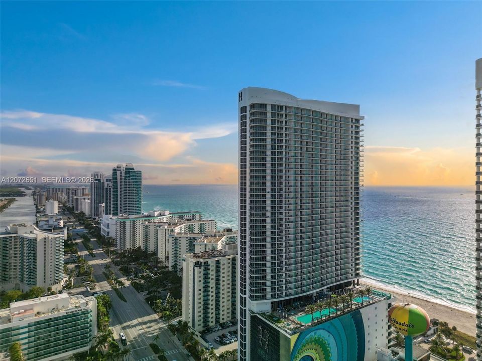 For Sale: $1,742,000 (3 beds, 3 baths, 1771 Square Feet)