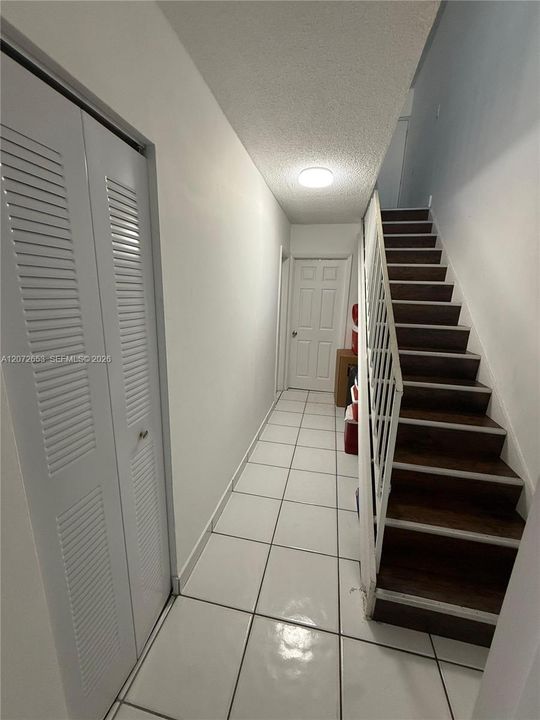 En Venta: $299,950 (2 camas, 1 baños, 1002 Pies cuadrados)