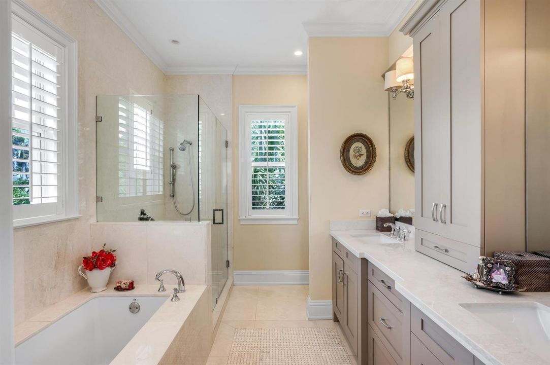 mls_PRIMARY_BATHROOM