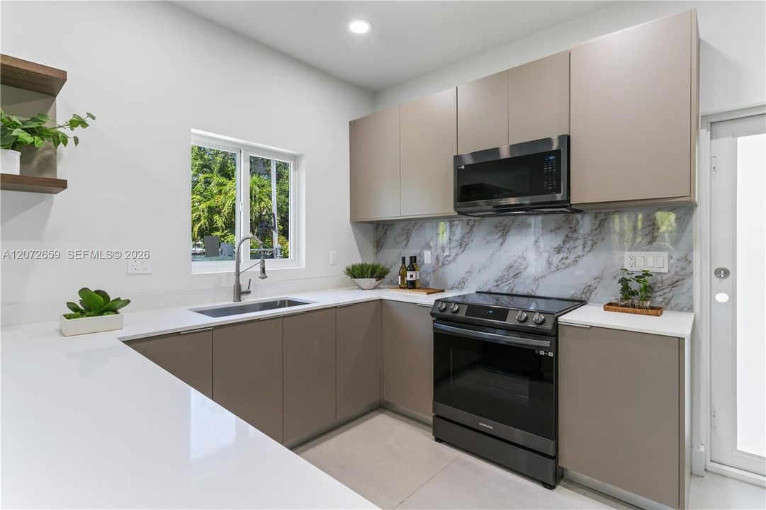 En Venta: $1,120,000 (0 camas, 0 baños, 2244 Pies cuadrados)