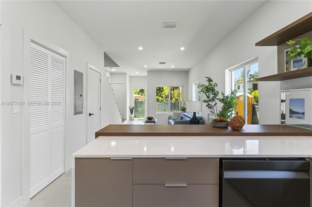 En Venta: $1,120,000 (0 camas, 0 baños, 2244 Pies cuadrados)
