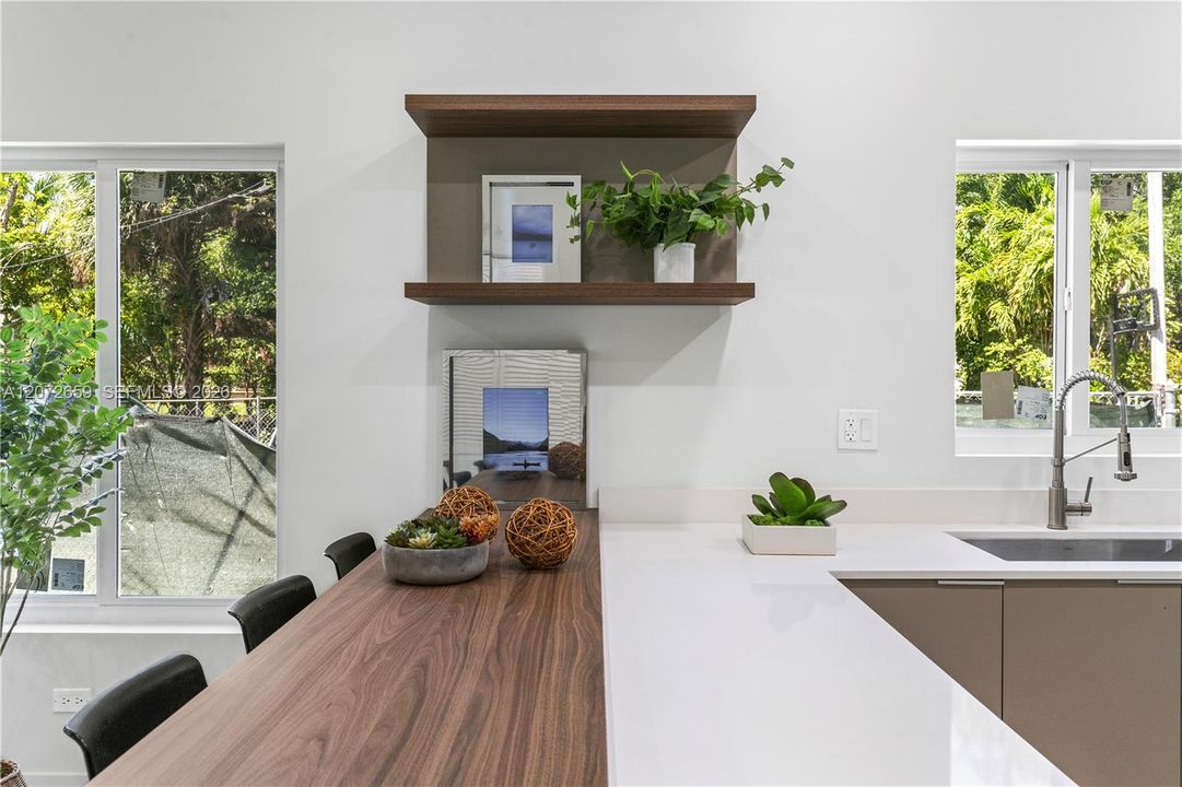 En Venta: $1,120,000 (0 camas, 0 baños, 2244 Pies cuadrados)