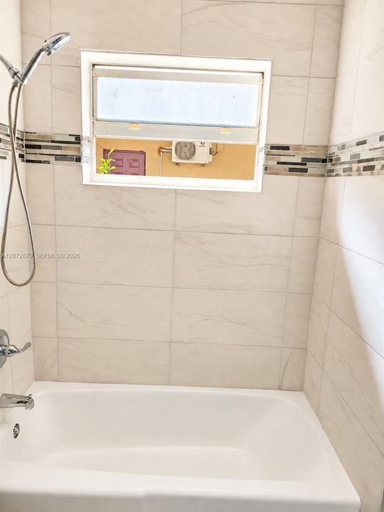 En Renta: $1,750 (1 camas, 1 baños, 640 Pies cuadrados)