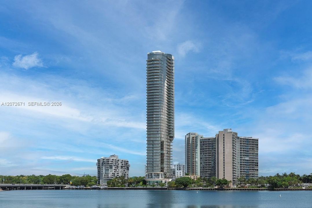 En Renta: $23,500 (3 camas, 3 baños, 0 Pies cuadrados)