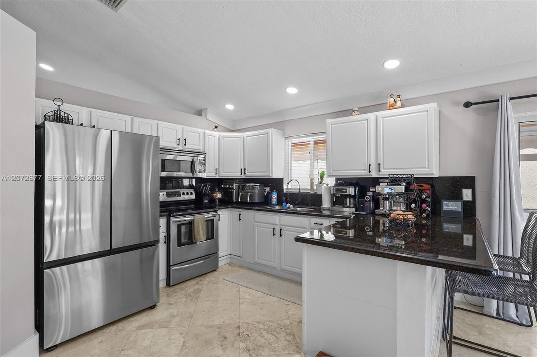 For Sale: $659,000 (3 beds, 2 baths, 1602 Square Feet)