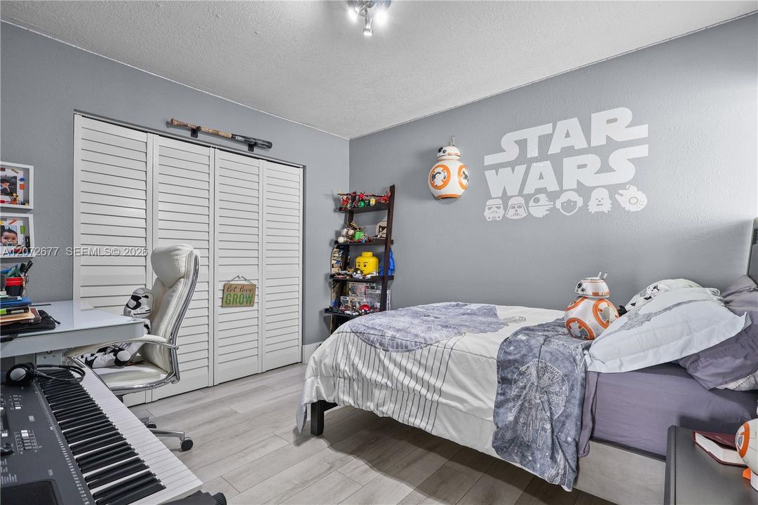 For Sale: $659,000 (3 beds, 2 baths, 1602 Square Feet)