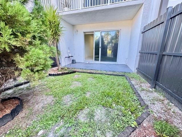 В аренду: $1,900 (1 спален, 1 ванн, 810 Квадратных фут)