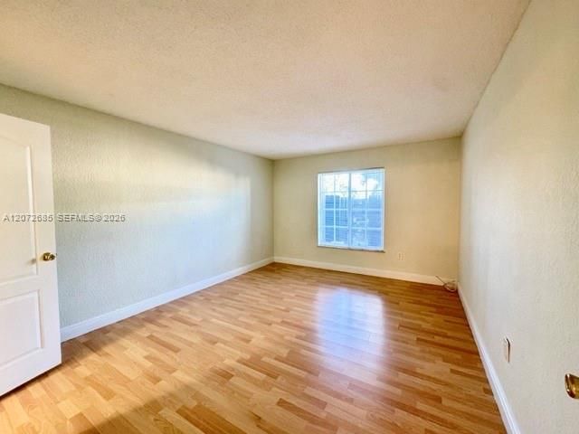 В аренду: $1,900 (1 спален, 1 ванн, 810 Квадратных фут)