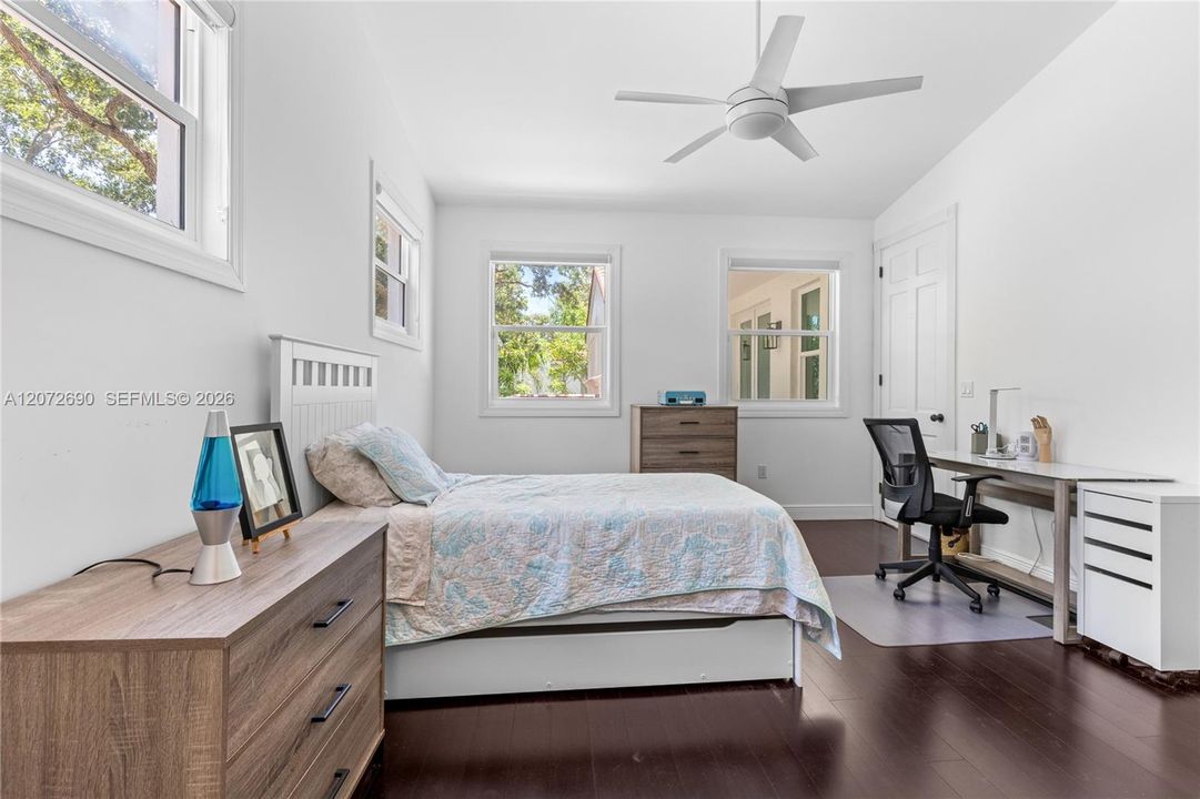 For Sale: $4,700,000 (5 beds, 4 baths, 4464 Square Feet)