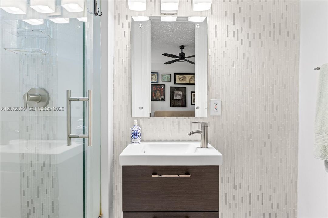 For Sale: $4,700,000 (5 beds, 4 baths, 4464 Square Feet)