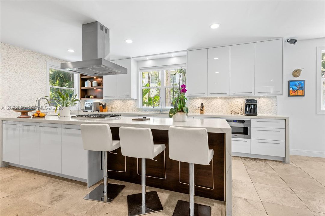 For Sale: $4,700,000 (5 beds, 4 baths, 4464 Square Feet)
