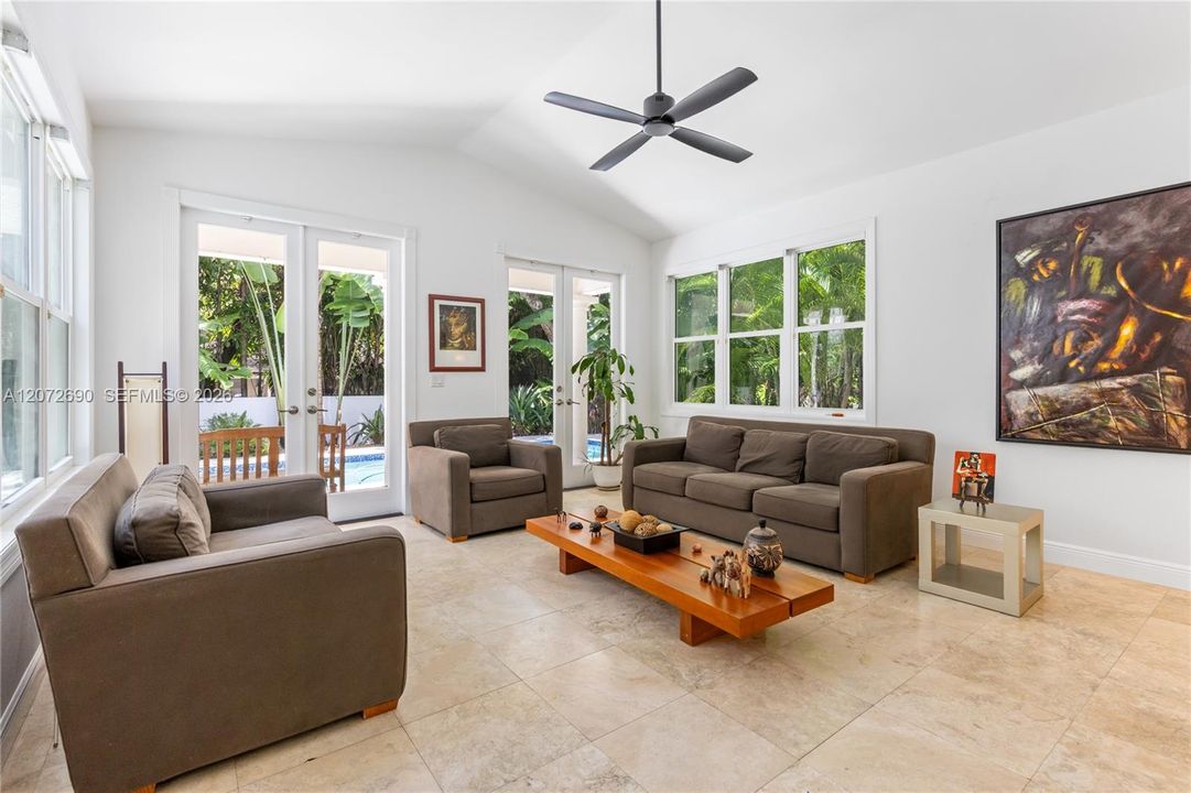 For Sale: $4,700,000 (5 beds, 4 baths, 4464 Square Feet)